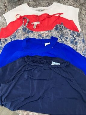 Bundle of sleeveless/tank shirts